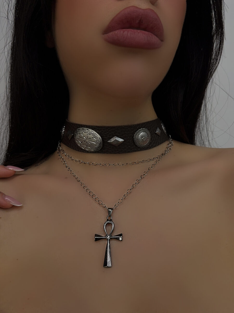 Chocker Brownie Gotic